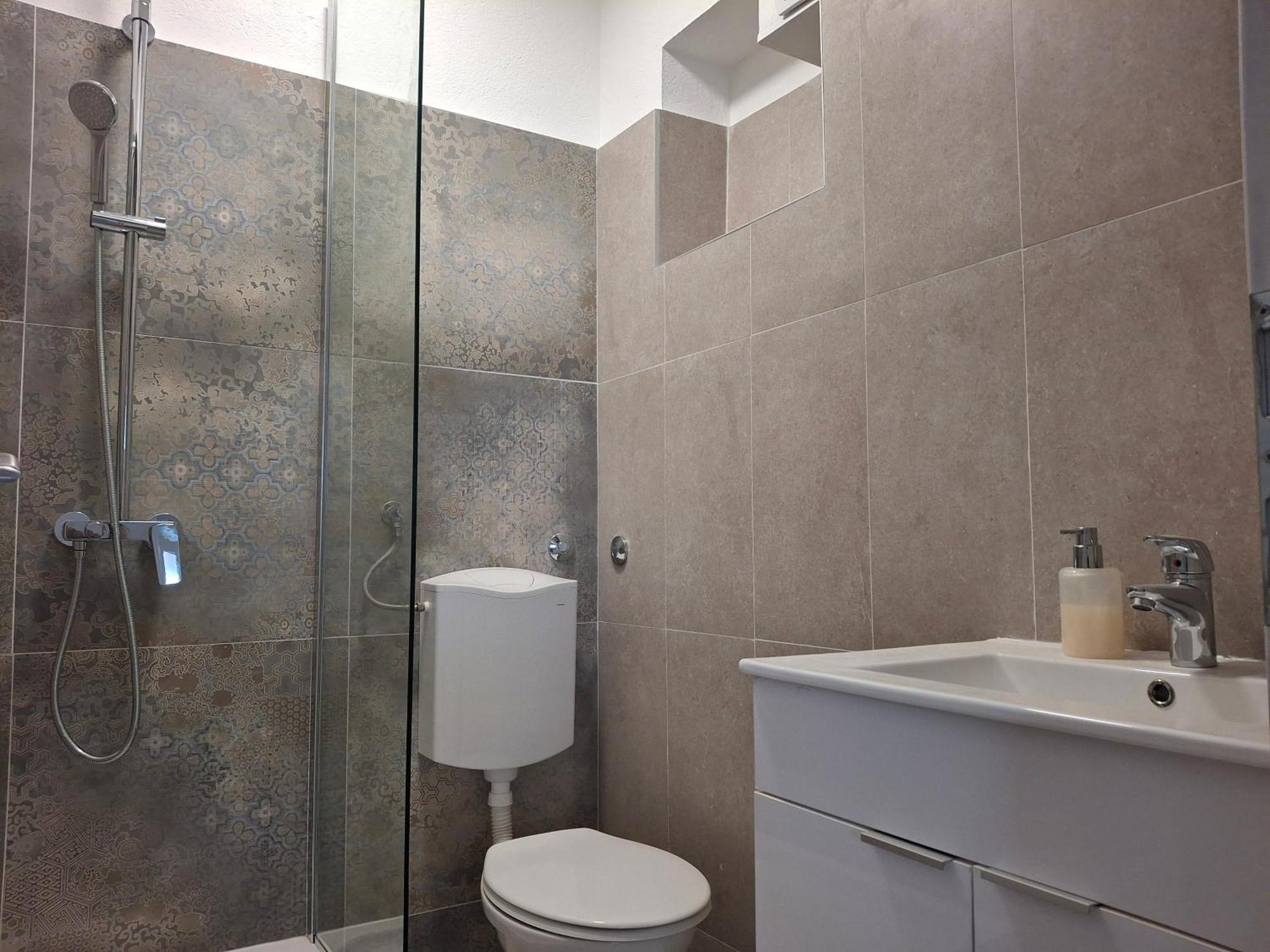 Nina Seaview Apartment Baska Voda Exterior photo